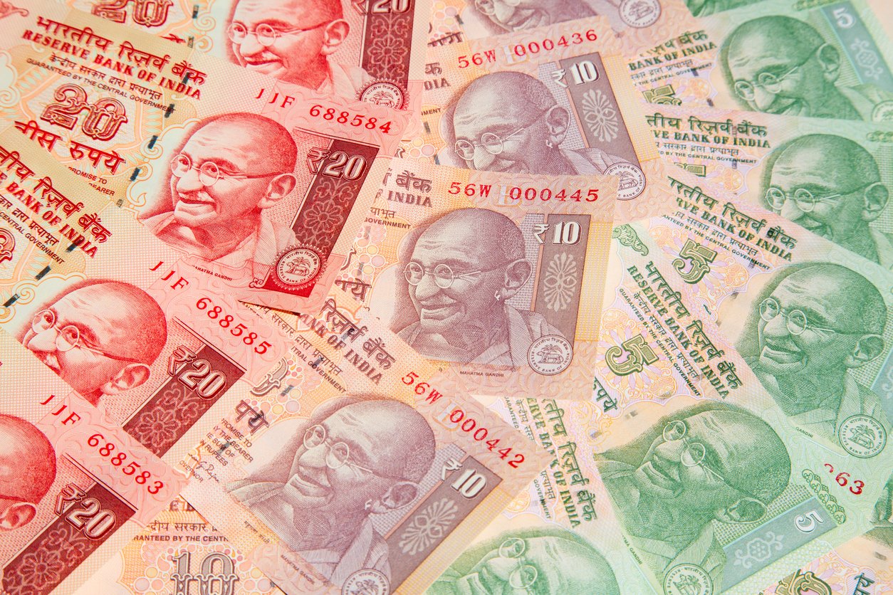 India bans financial firms from using cryptocurrencies